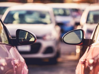 cars-side-by-side-parking-PHE7RRY2 cars-side-by-side-parking-PHE7RRY2